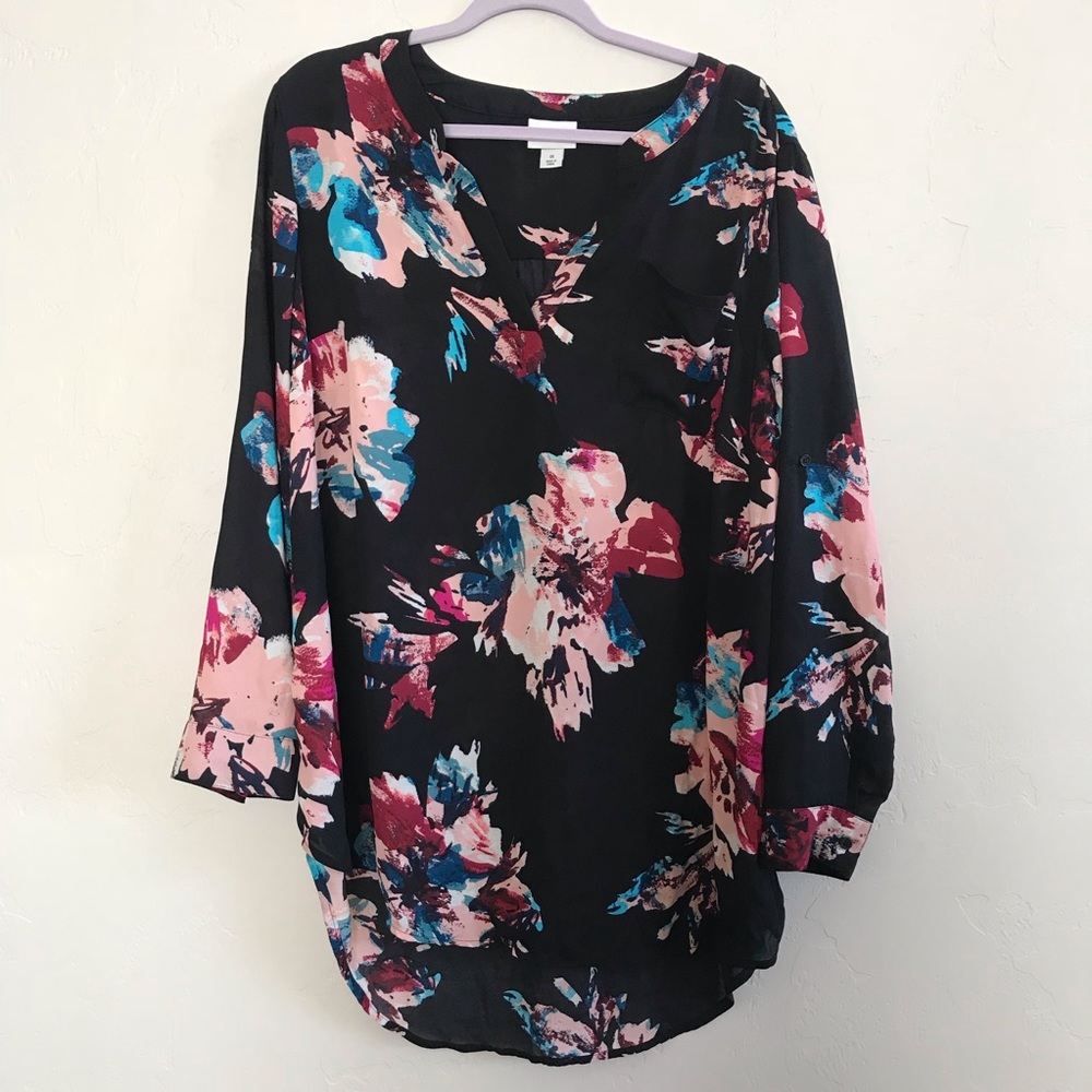 Ava & Viv Black Floral Print Blouse
